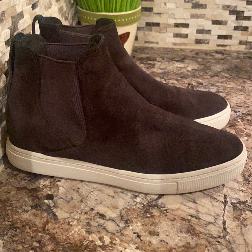 Vince Suede Boots pull on Women’s 7